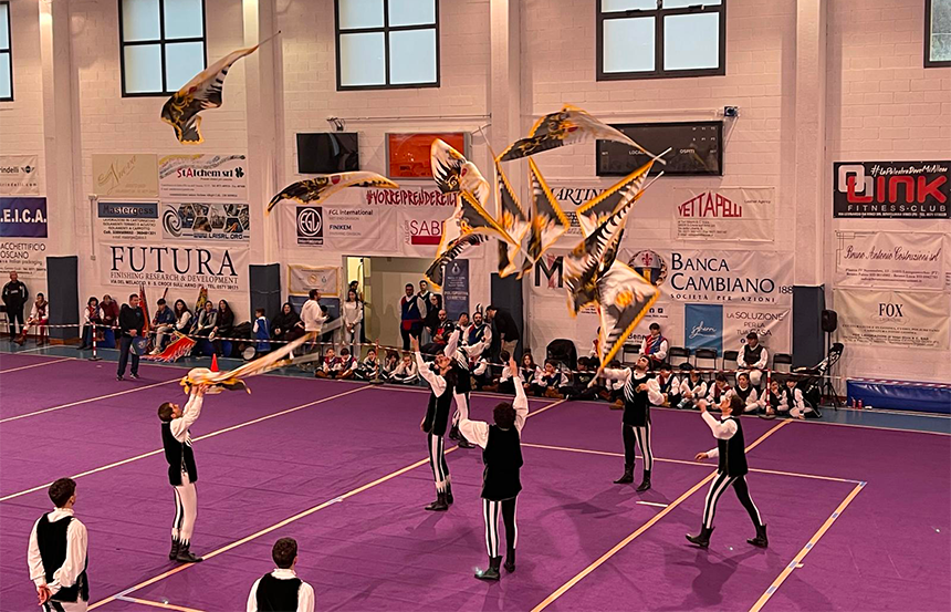 Musici e sbandieratori al Palazzetto dello Sport per il XIV^Torneo indoor 'Città di Cerreto Guidi'