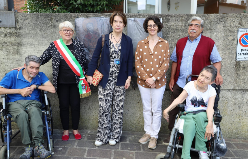 Inaugurati due mosaici artistici realizzati dalle persone con disabilità presso il Centro Educazione Motoria ''San Rocco'' di Empoli