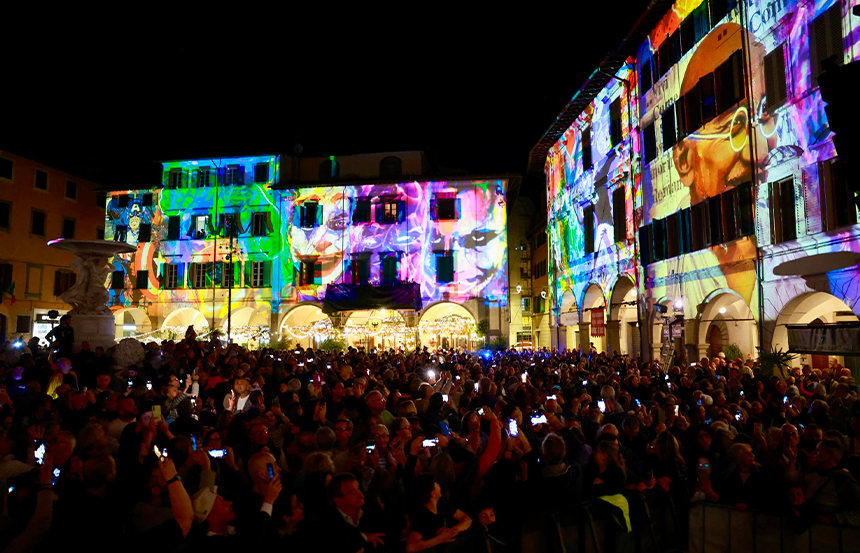Empoli, Luminaria fa il pieno all'apertura: applausi a scena aperta per il concerto di Ivana Spagna