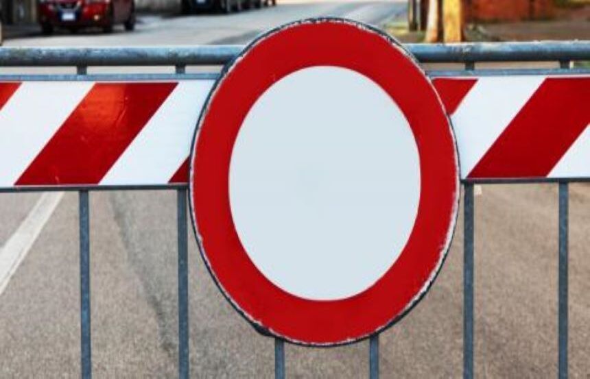 Empoli: via Paladini e via del Papa, modifiche temporanee alla sosta e al transito